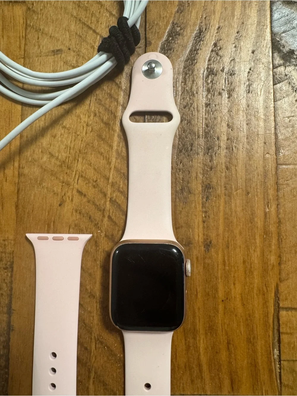 Apple Watch SE Pink with 2 chargers